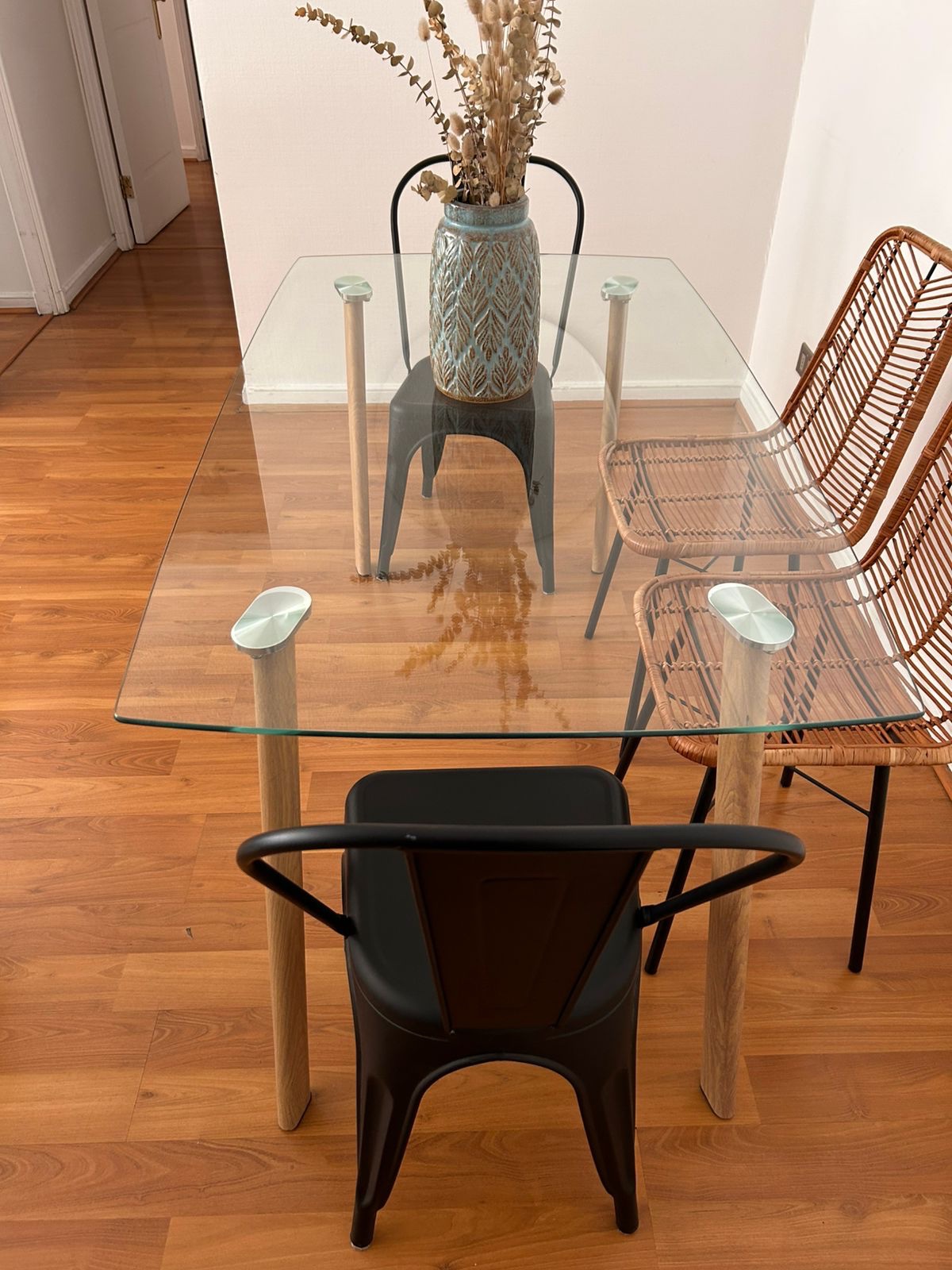 Mesa de Comedor vidrio 6 personas(SIN SILLAS) - Imagen 4