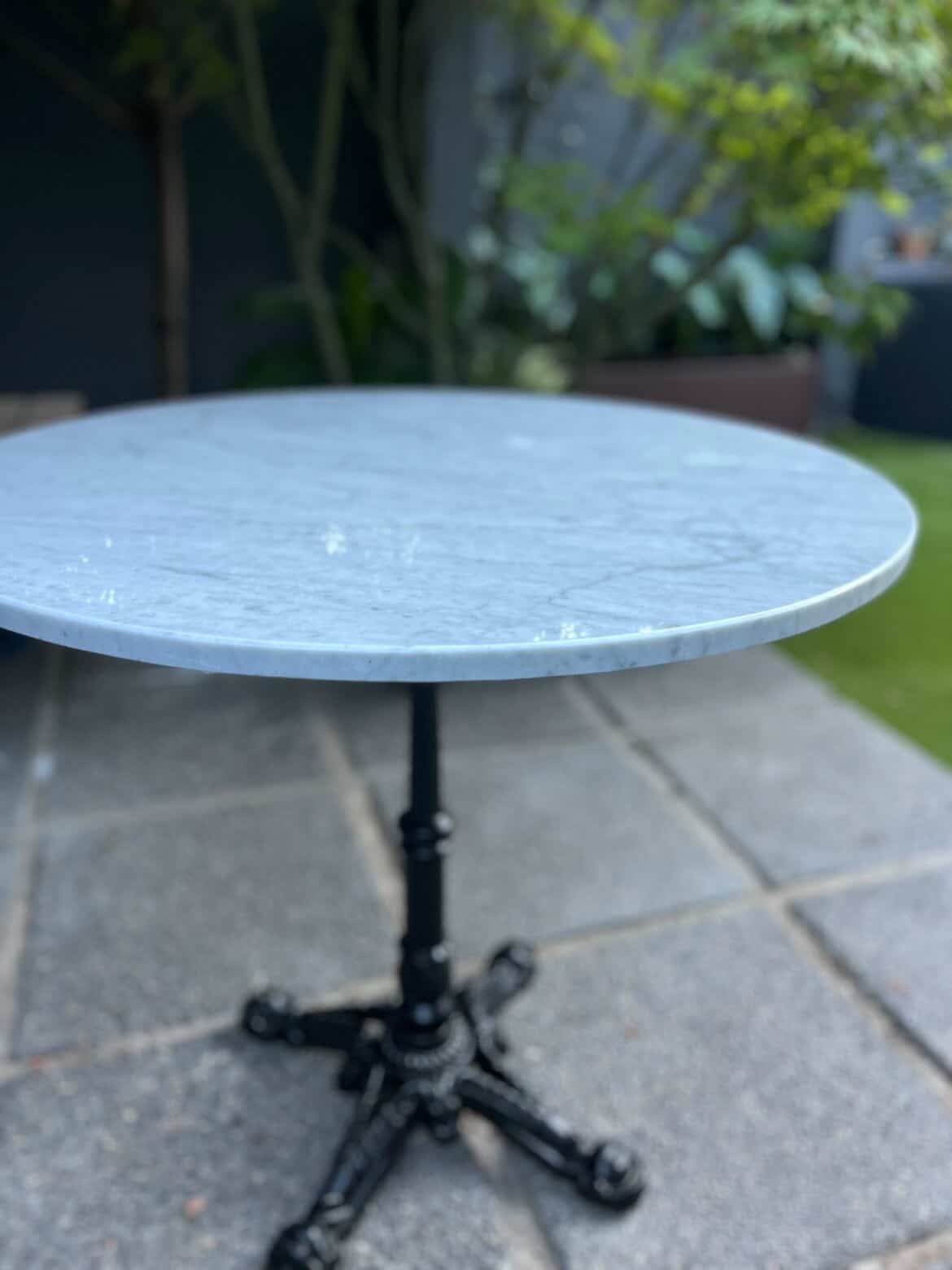 Mesa comedor Mármol con base de fierro - Imagen 3