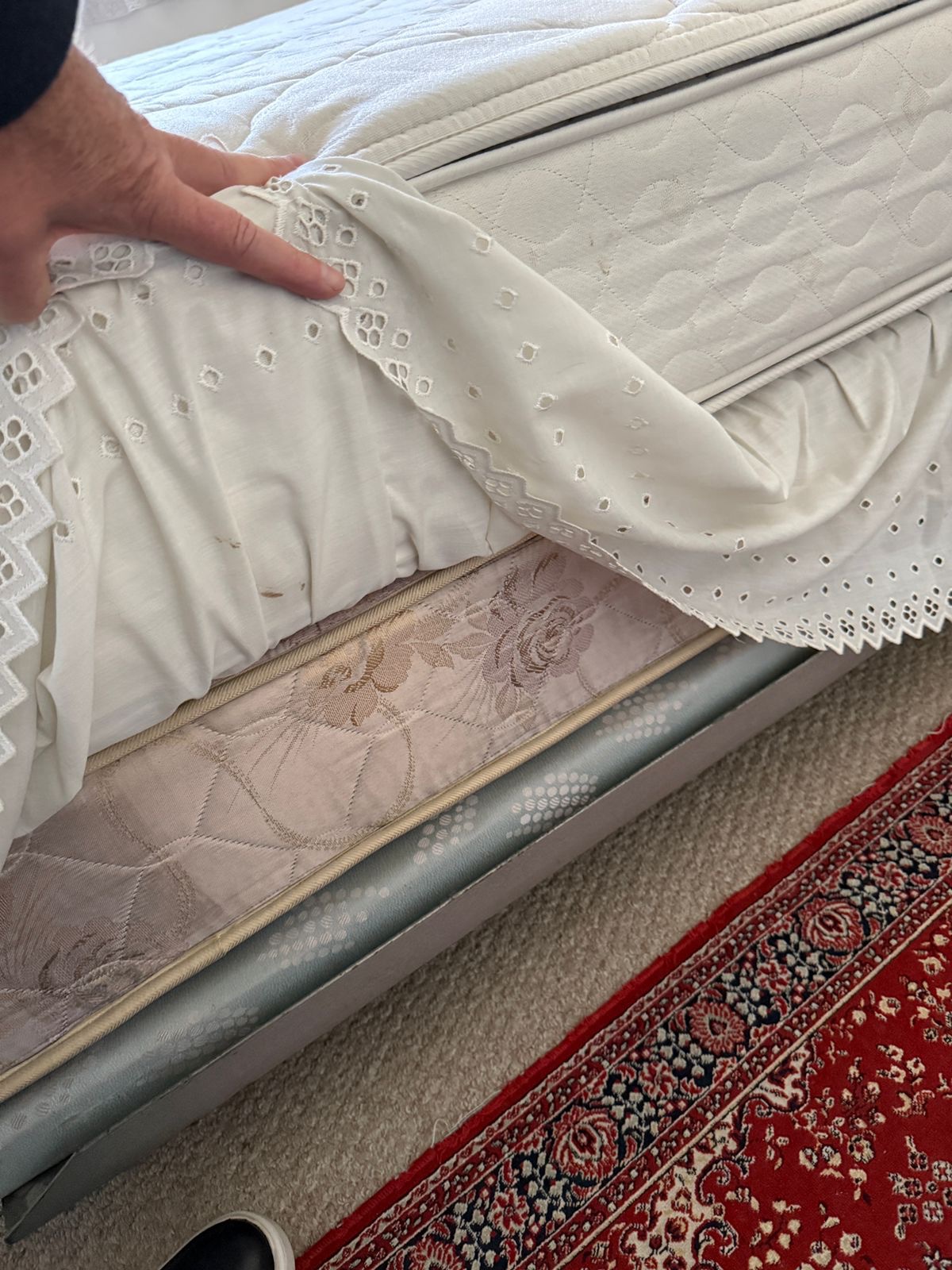 Cama queen + Respaldo - Imagen 3