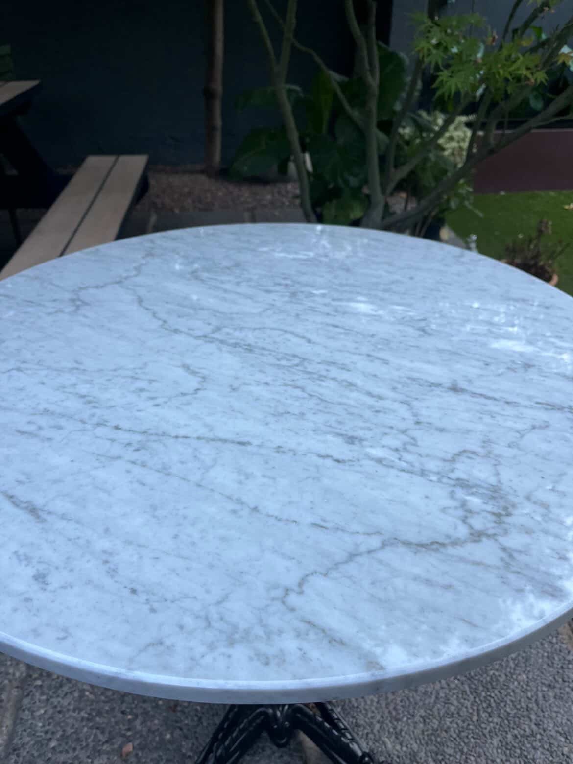 Mesa comedor Mármol con base de fierro - Imagen 8