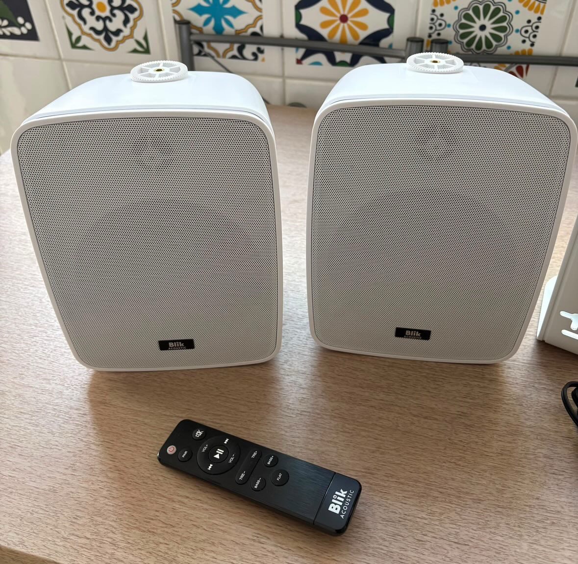 Parlantes :BLIK-FIDELITY-WH