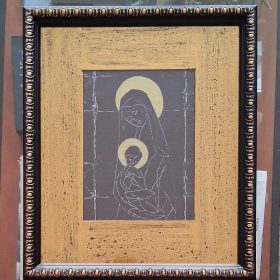 Virgen en negro y dorado