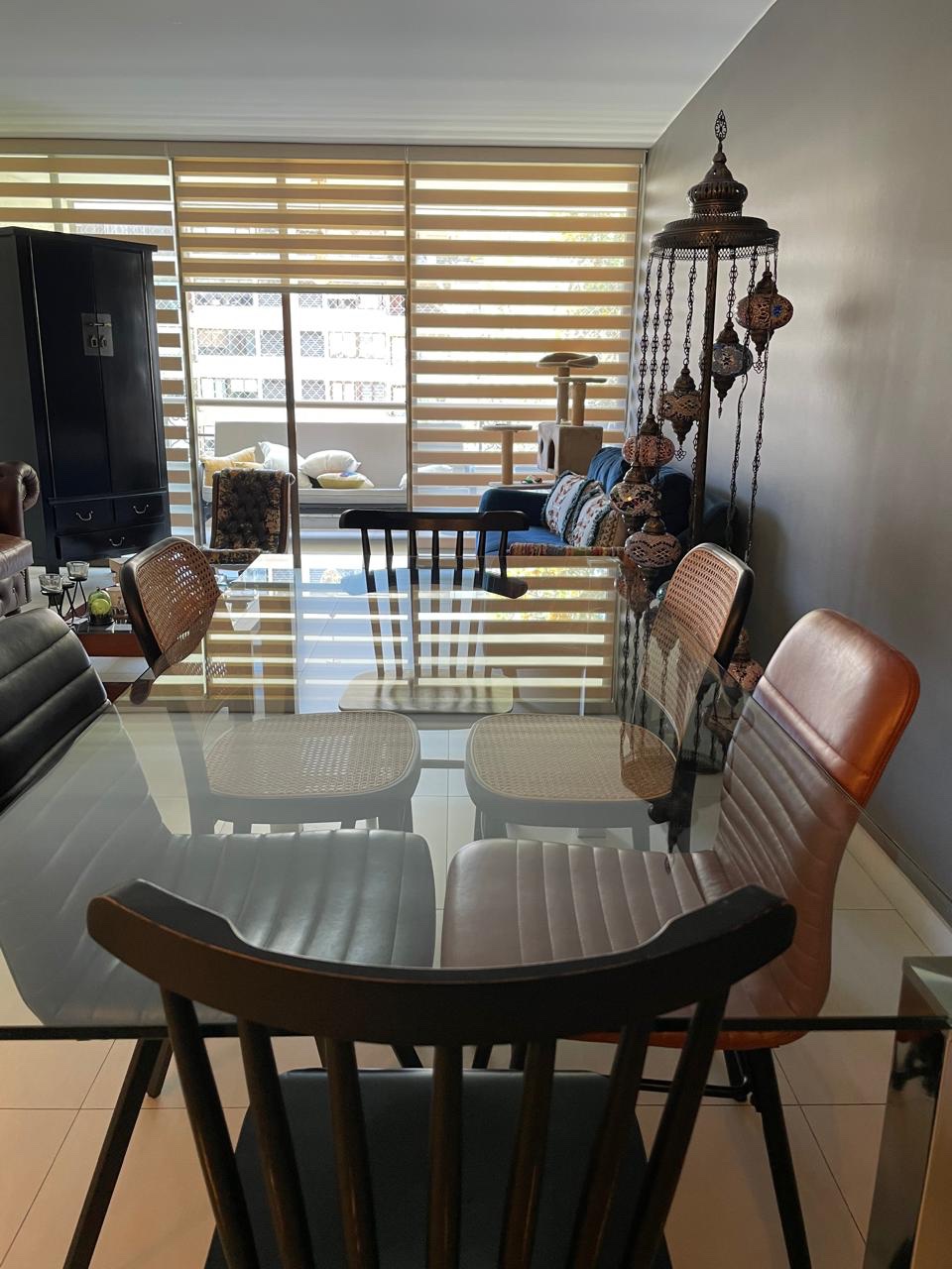 Comedor con 6 sillas - Imagen 6
