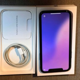 IPhone 11, 64 GB