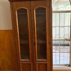 Mueble de madera