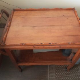 Carrito de té antiguo