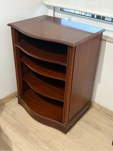 Mueble de madera lacada - Imagen 2