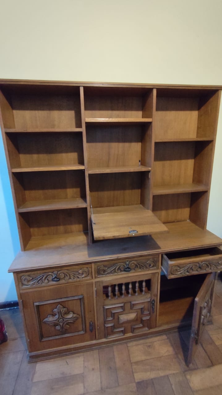 Biblioteca de madera - Imagen 2