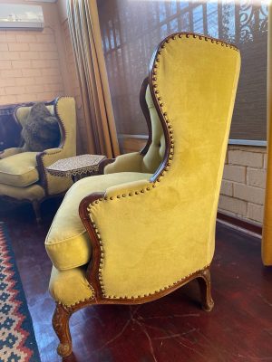 2 Bergere, estilo Luis XV Capitone