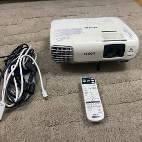 Proyector Epson + Control
