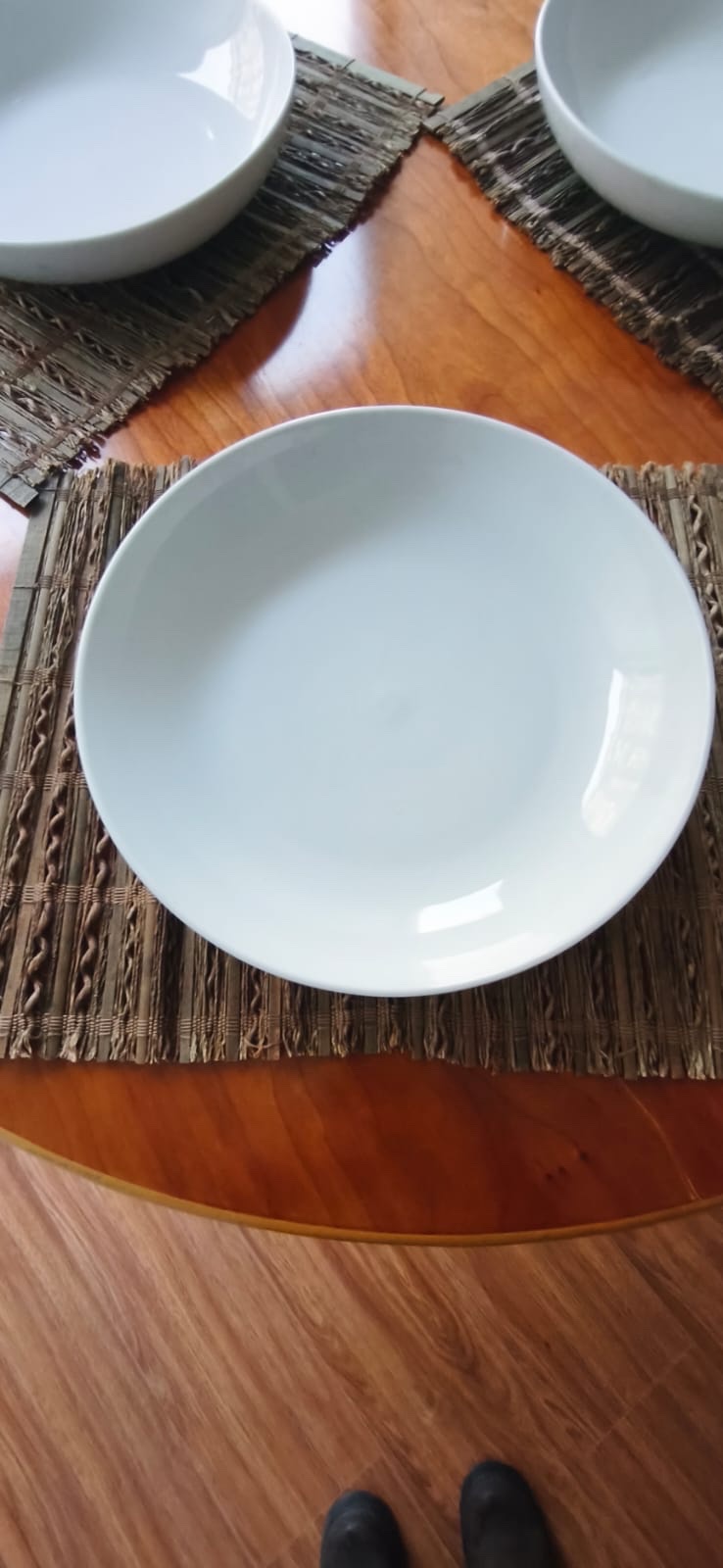 6 platos Crate & Barrel - Imagen 3