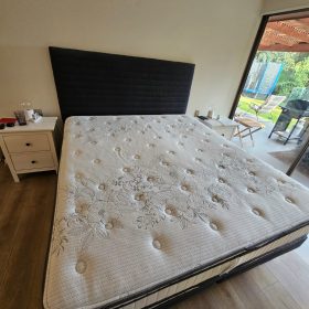 Cama Europea King + Respaldo