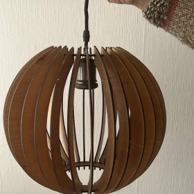 Lámpara Esfera de madera